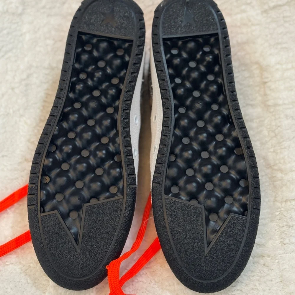 Golden Goose Women’s Shoe Size 40 NWT - Picture 6 of 11